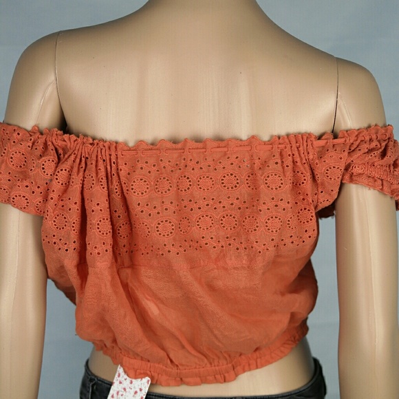 NWT Free People Eyelet you a lot top - Picture 6 of 6